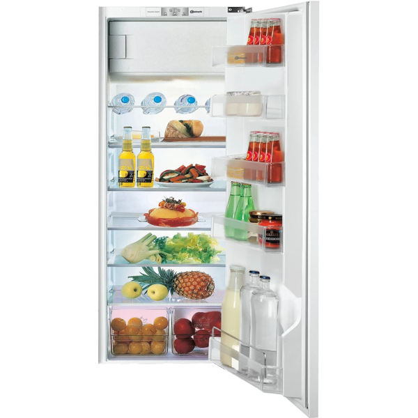 Bauknecht KVIE 32602 Einbaukühlschrank weiss 55 cm Schweizer-Norm ...