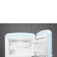 Bild von Smeg FAB50RPB Kühlschrank 50's RETRO STYLE PASTELLBLAU  No Frost freistehend Rechts